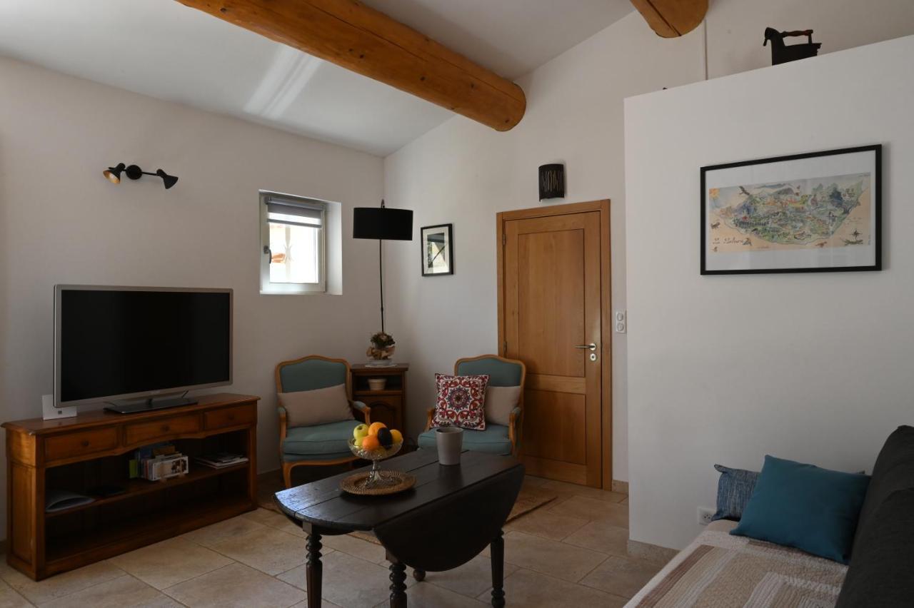 Gite Bienvenue Chez Nous Menerbes Exterior photo